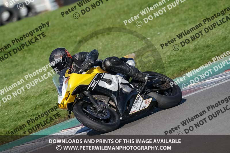 donington no limits trackday;donington park photographs;donington trackday photographs;no limits trackdays;peter wileman photography;trackday digital images;trackday photos